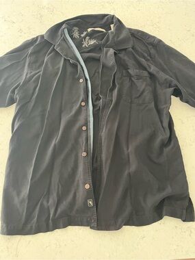 Tommy Bahama Black Short-Sleeve 100% Silk Button Down Shirt with Palm Embroidery